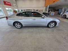 Used 2022  Hyundai Sonata SE 2&period;5L &ast;Ltd Avail&ast; at Maxx Loans near St&period; Adrian&comma; MI