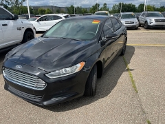 Used 2015  Ford Fusion 4d Sedan SE 2&period;5L at Maxx Loans near St&period; Adrian&comma; MI