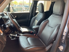 Used 2023 Jeep Renegade Limited 4x4 at Suburban Ford of Sterling Heights near Sterling Heights, MI