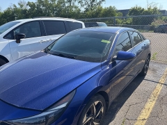 Used 2023  Hyundai Elantra Limited IVT at Maxx Loans near St&period; Adrian&comma; MI