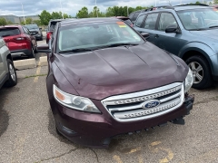 Used 2011 Ford Taurus 4d Sedan SEL at Maxx Loans near ,