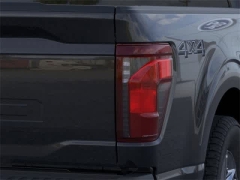 New 2024 Ford F-150 XLT 4WD SuperCrew Box at Suburban Ford of Sterling Heights near Sterling Heights, MI