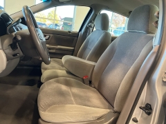 Used 2000  Ford Taurus 4d Sedan SES at Maxx Loans near St. Adrian, MI