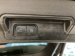 Used 2022 Ford Explorer XLT 4WD at Suburban Ford of Sterling Heights near Sterling Heights, MI