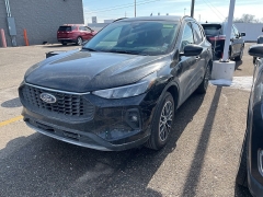 Used 2025  Ford Escape PHEV FWD at Maxx Loans near St&period; Adrian&comma; MI