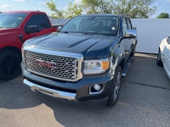 Used 2019 GMC Canyon 4WD Crew Cab 128.3" Denali at Suburban Ford of Sterling Heights near Sterling Heights, MI