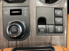 Used 2023  Toyota Highlander AWD (Natl) at Maxx Loans near St. Adrian, MI