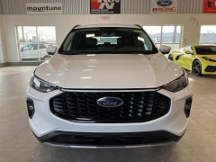 Used 2024  Ford Escape Platinum AWD at Maxx Loans near St&period; Adrian&comma; MI