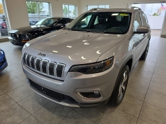 Used 2021  Jeep Cherokee Limited 4x4 at Maxx Loans near St&period; Adrian&comma; MI