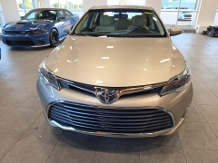 Used 2016  Toyota Avalon 4dr Sdn &lpar;Natl&rpar; at Maxx Loans near St&period; Adrian&comma; MI
