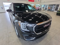 Used 2023  GMC Terrain FWD 4dr SLE at Maxx Loans near St&period; Adrian&comma; MI