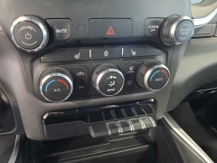 Used 2021  Ram 1500 Big Horn 4x4 Crew Cab 5'7" Box at Maxx Loans near St&period; Adrian&comma; MI