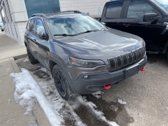 Used 2020  Jeep Cherokee Trailhawk Elite 4x4 at Maxx Loans near St&period; Adrian&comma; MI