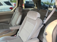 Used 2005 Ford Freestar Wagon 4d Wagon SEL at Maxx Loans near ,
