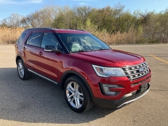Used 2017 Ford Explorer 4d SUV 4WD XLT at Maxx Loans near ,