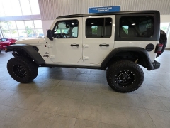 Used 2018  Jeep Wrangler Unlimited 4d SUV 4WD Rubicon at Maxx Loans near St&period; Adrian&comma; MI