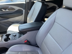 Used 2024 GMC Terrain FWD 4dr SLT at Suburban Ford of Sterling Heights near Sterling Heights, MI