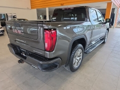 Used 2019  GMC Sierra 1500 4WD Crew Cab 147" Denali at Maxx Loans near St&period; Adrian&comma; MI