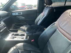 Used 2020 Ford Explorer 4d SUV 4WD Platinum 3.0L EcoBoost at Suburban Ford of Sterling Heights near Sterling Heights, MI
