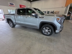 Used 2025  GMC Sierra 1500 4WD Crew Cab 147" SLT at Maxx Loans near St&period; Adrian&comma; MI