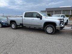 Used 2022 Chevrolet Silverado 3500HD 4WD Crew Cab LT at Maxx Loans near ,