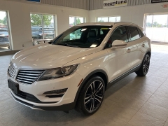 Used 2017 Lincoln MKC 4d SUV AWD Reserve at Maxx Loans near St. Adrian, MI