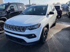 Used 2022  Jeep Compass Latitude 4x4 at Maxx Loans near St&period; Adrian&comma; MI