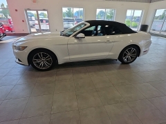 Used 2017  Ford Mustang 2d Convertible EcoBoost Premium at Maxx Loans near St&period; Adrian&comma; MI