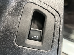 Used 2019  Volkswagen Atlas 4d SUV 3.6L SE Technology 4motion at Maxx Loans near St. Adrian, MI