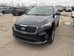 Used 2019  Kia Sorento L FWD at Maxx Loans near St. Adrian, MI