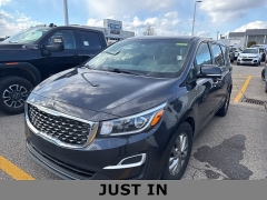  2021 Kia Sedona LX FWD at Maxx Loans near St&period; Adrian&comma; MI