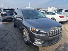 Used 2021  Jeep Cherokee Latitude Lux FWD at Maxx Loans near St&period; Adrian&comma; MI