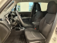 Used 2023  Jeep Renegade Latitude 4x4 at Maxx Loans near St&period; Adrian&comma; MI