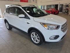 Used 2018  Ford Escape 4d SUV FWD SEL at Maxx Loans near St&period; Adrian&comma; MI