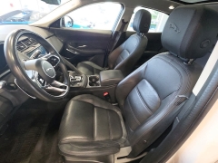 Used 2022  Jaguar E-PACE P250 AWD SE at Maxx Loans near St&period; Adrian&comma; MI