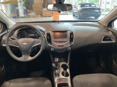 Used 2017 Chevrolet Cruze 4d Sedan LT Auto at Maxx Loans near St. Adrian, MI