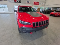 Used 2019  Jeep Cherokee Trailhawk Elite 4x4 at Maxx Loans near St&period; Adrian&comma; MI