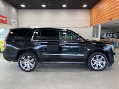 Used 2017  Cadillac Escalade 4d SUV 4WD Premium Luxury at Maxx Loans near St&period; Adrian&comma; MI