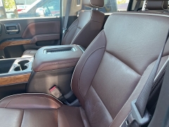 Used 2019 Chevrolet Silverado 3500HD 4WD Crew Cab 167.7" High Country at Suburban Ford of Sterling Heights near Sterling Heights, MI
