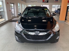 Used 2013 Hyundai Tucson FWD 4dr Auto Limited at Suburban Ford of Sterling Heights near Sterling Heights, MI
