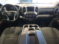 Used 2021  Chevrolet Silverado 1500 4WD Crew Cab 147" LT w&sol;1LT at Maxx Loans near St&period; Adrian&comma; MI