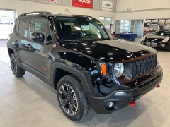 Used 2023  Jeep Renegade Trailhawk 4x4 at Maxx Loans near St. Adrian, MI