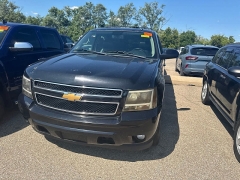 Used 2012  Chevrolet Suburban 1500 SUV 4WD LT at Maxx Loans near St&period; Adrian&comma; MI
