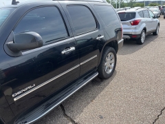 Used 2012  GMC Yukon 4d SUV 4WD Denali at Maxx Loans near St&period; Adrian&comma; MI
