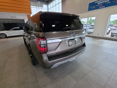 Used 2019  Ford Expedition 4d SUV 4WD Limited at Maxx Loans near St&period; Adrian&comma; MI