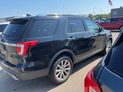 Used 2017 Ford Explorer 4d SUV 4WD Limited at Maxx Loans near St. Adrian, MI