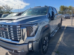 Used 2024  GMC Sierra 2500HD 4WD Crew Cab 172" Denali at Maxx Loans near St&period; Adrian&comma; MI