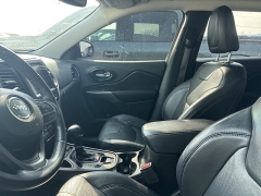 Used 2021  Jeep Cherokee Latitude Lux FWD at Maxx Loans near St&period; Adrian&comma; MI