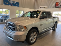 Used 2018 Ram 1500 Big Horn 4x4 Crew Cab 5'7" Box at Suburban Ford of Sterling Heights near Sterling Heights, MI