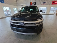 Used 2022  Ford Expedition XLT 4x4 at Maxx Loans near St&period; Adrian&comma; MI